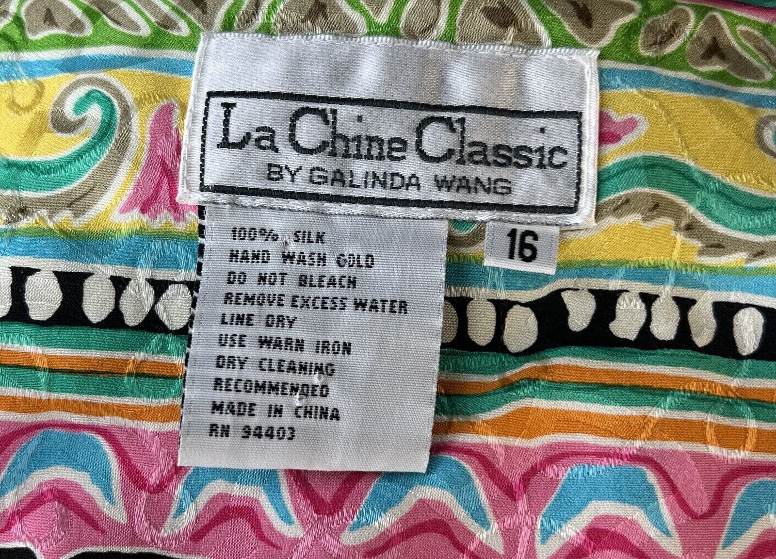 La Chine Classic By Galinda Wang Multicolored Silk Long Sleeved Button Up Top