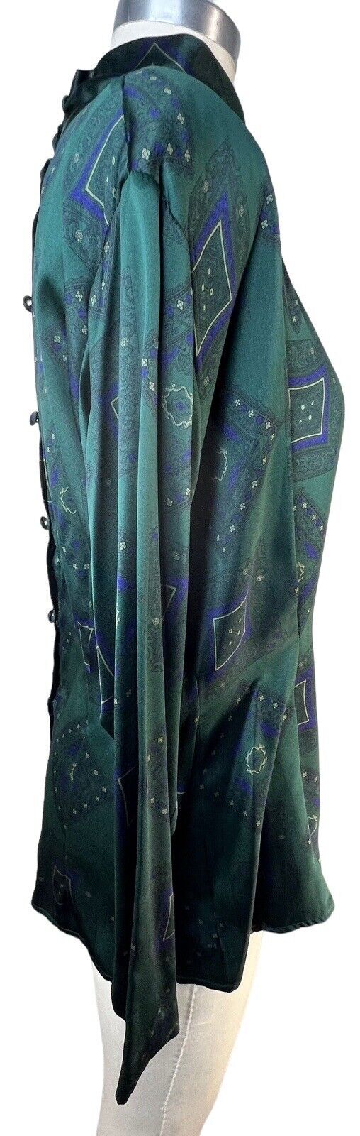 Women’s Tahari Green Silk High Neck Long-sleeved Pleated Blouse