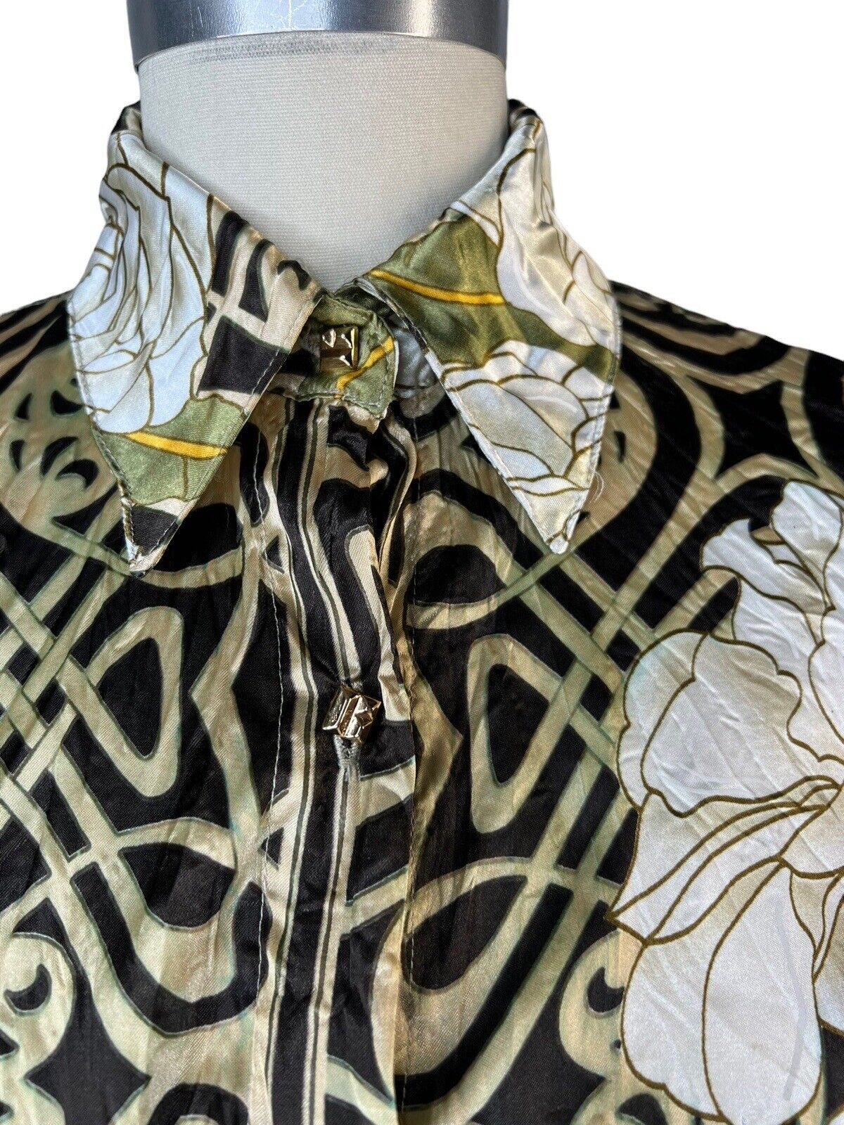 Secret Avenue Women’s Long-sleeved Silky Poly Blouse Size M