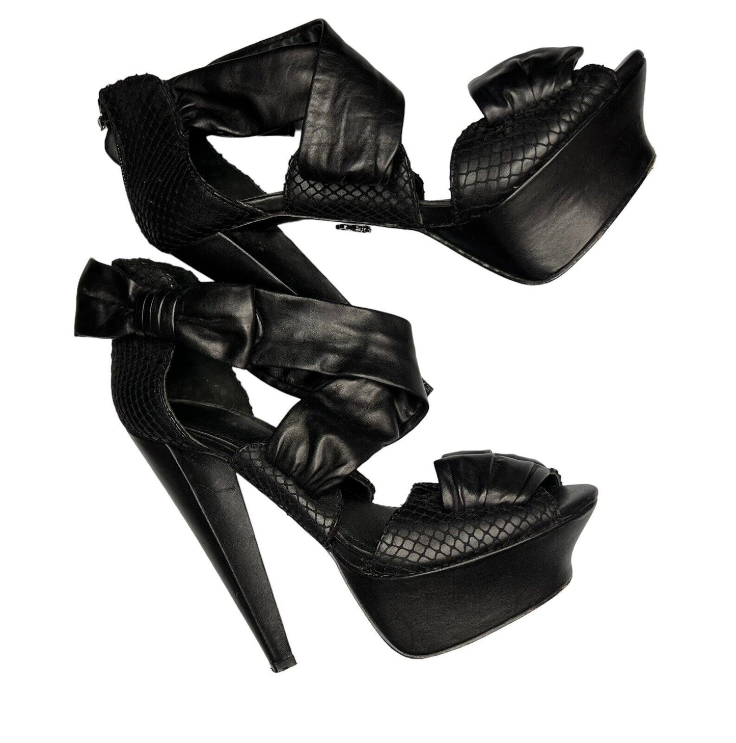 Rock & Republic Black Leather & Mesh Six Inch Cone Heels Size 38.5/8