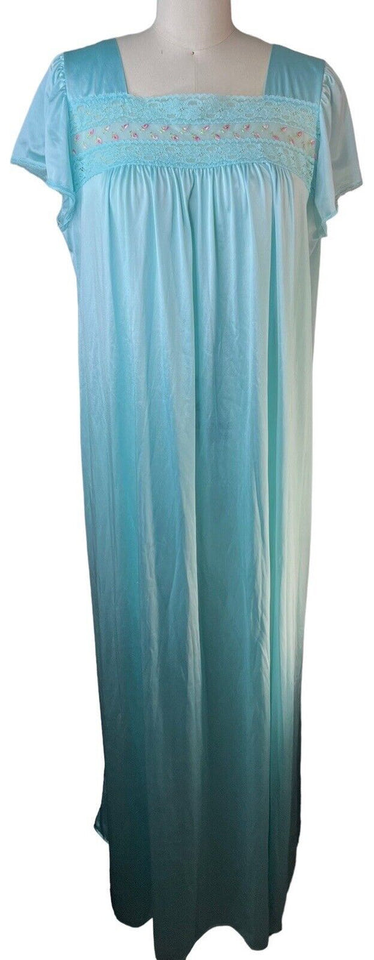 Women’s Blue Vanity Fair Vintage 60’s Nightgown 