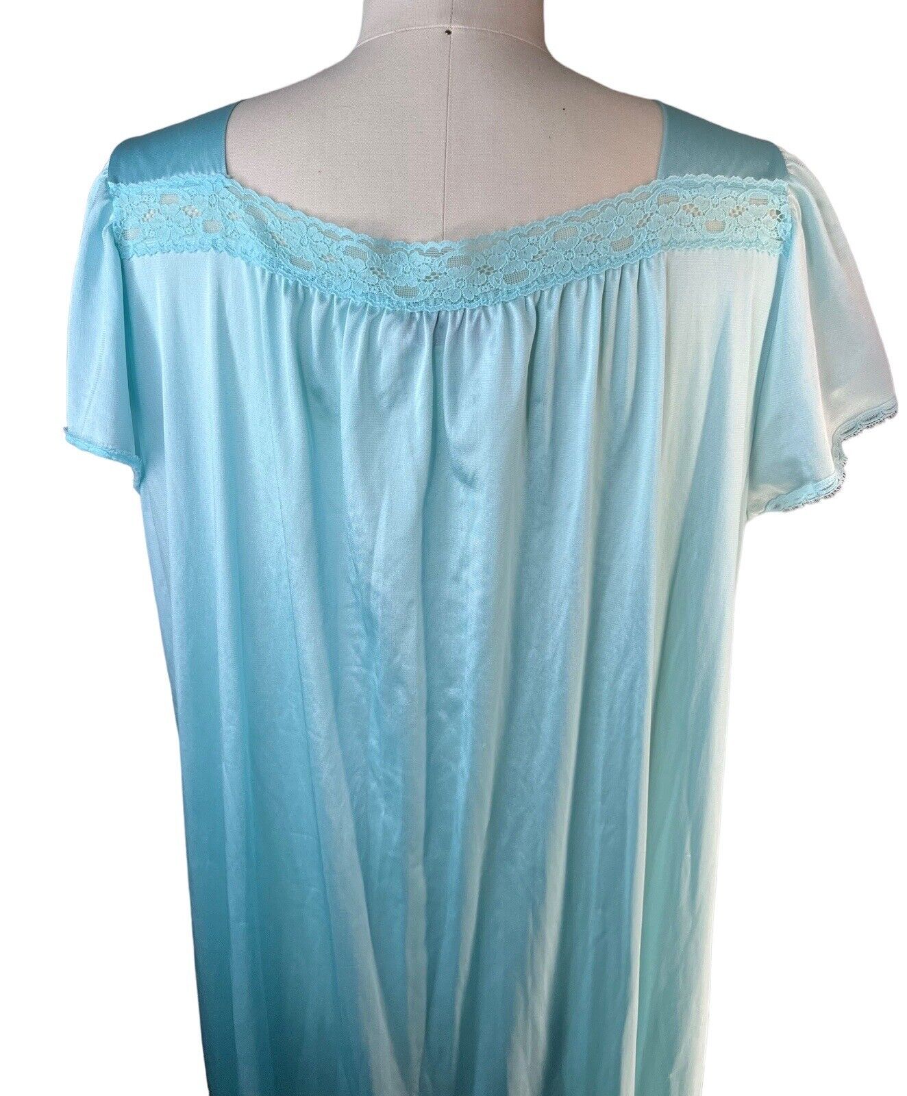 Women’s Blue Vanity Fair Vintage 60’s Nightgown 