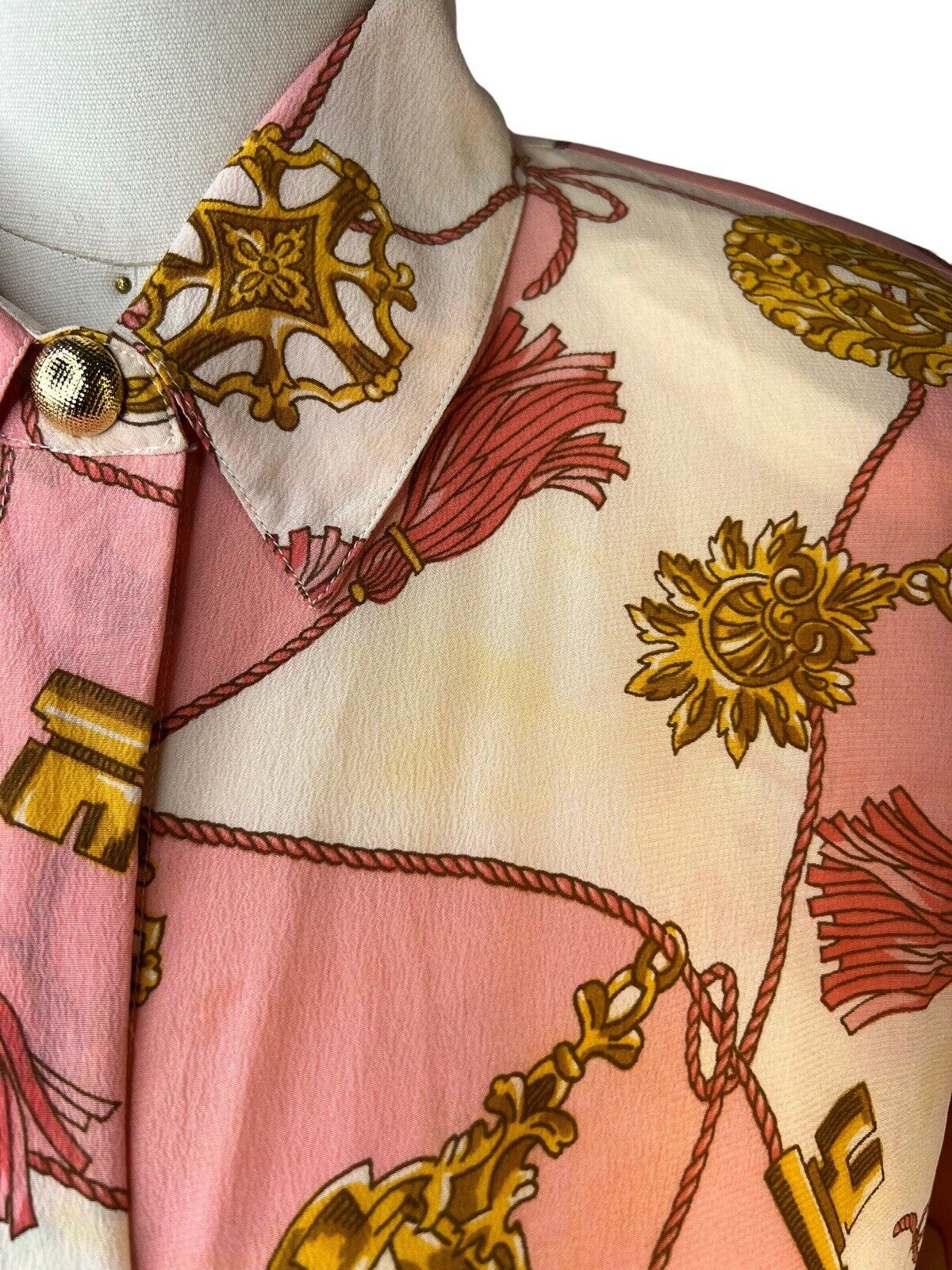 CW Clifford & Willis Baroque Italian Chain Pink Silk Button Up Blouse Size 8