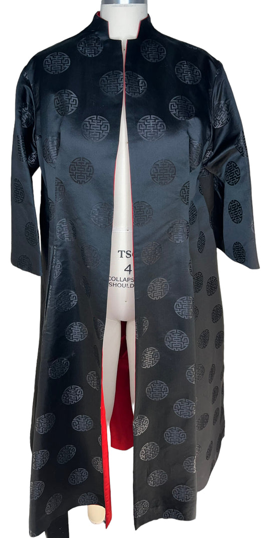 Vintage Bespoke Silk Japanese Reversible Kimono Made in Japan One Size with Pockets